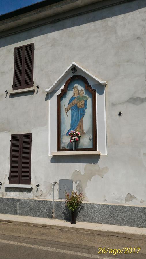 L'Ape In Corte Casa Di Campagna, Via Francigena Stanze E Colazione Guest House Vaccarizza Exterior photo